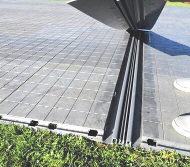 Expansion im EXPO-floor Systemboden gegen temperaturbedingte Ausdehnungen