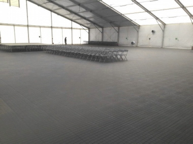EXPO-floor Kunststoffboden für humanitäre Flüchtlings-Camps