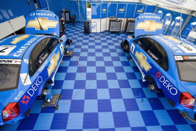 EXPO-roll im Fahrerlager eines Racing Teams