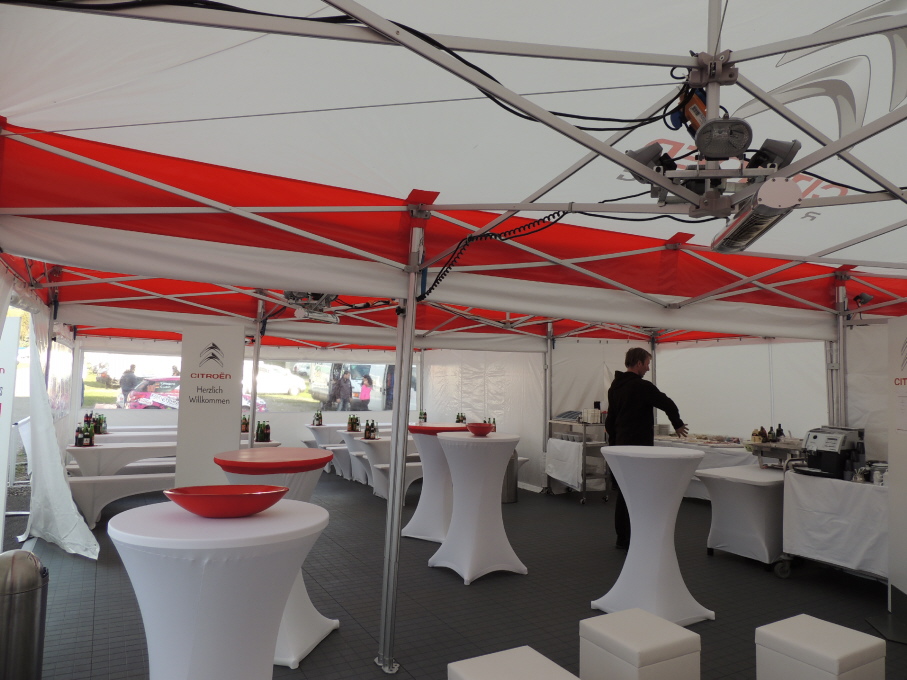 EXPO-tent im Catering-Zelt mit Zeltboden in dunkelgrau EXPO-tent im Catering-Zelt mit Zeltboden in dunkelgrau